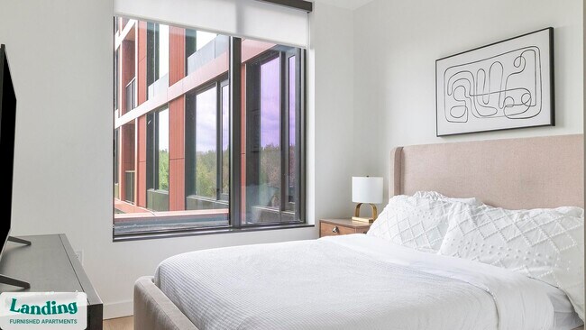 Building Photo - 632 Howard Rd SE