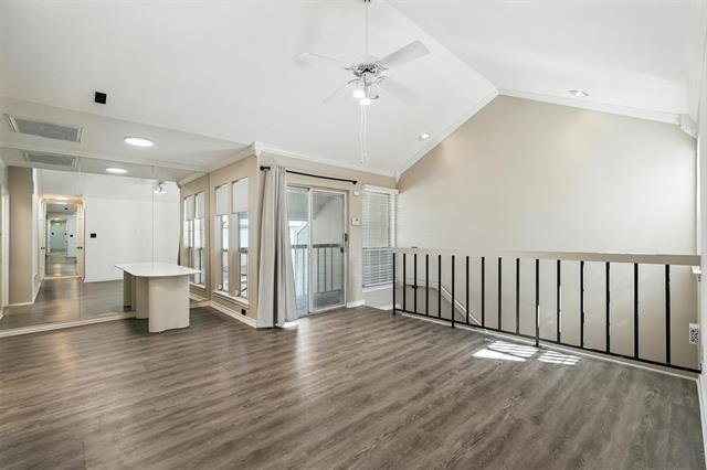 Foto del edificio - 6220 Bentwood Trail