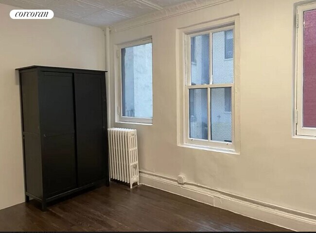 Foto del edificio - 263 W 30th St