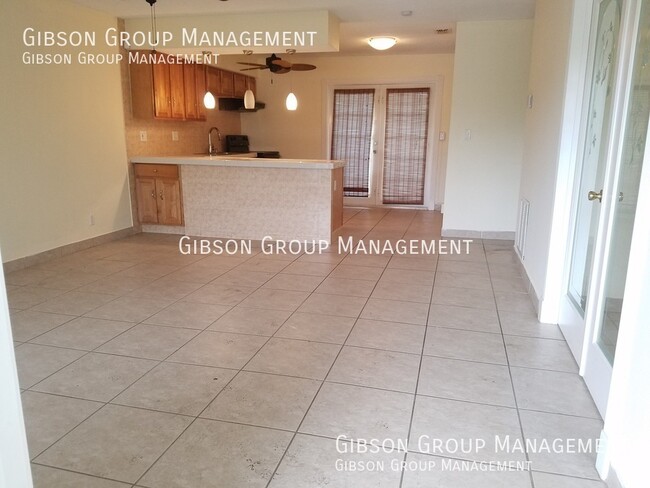 Photo - 4500 NE 15th Ave Apartment