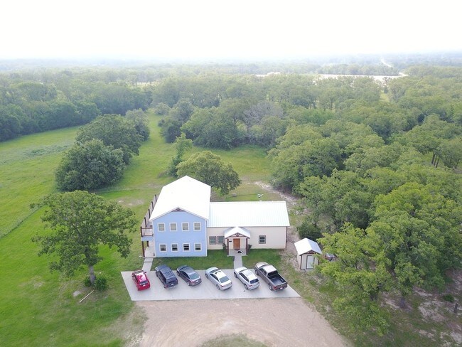 Building Photo - 3937 Riverside Pky
