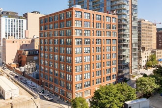 Building Photo - 124 W Polk St Building Photo - 124 W Polk St