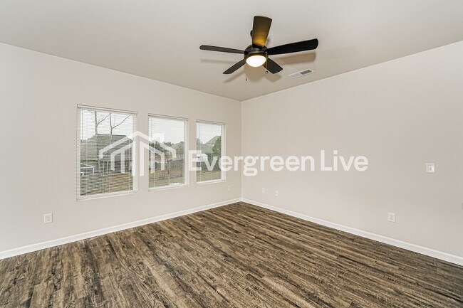 Foto del edificio - 150 Woodland Wy