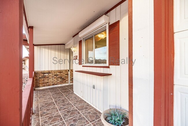 Foto del edificio - 10023 N 103rd Dr
