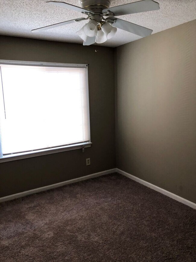 Foto del edificio - 307 BLUE WAVE PROPERTIES, LLC