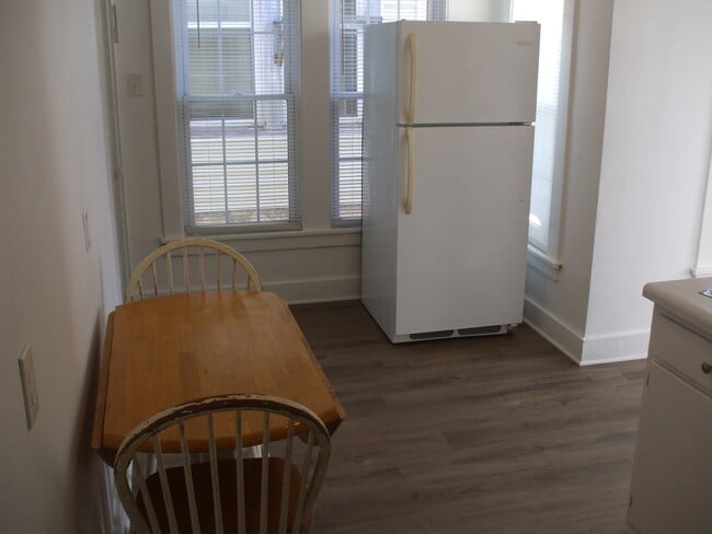 Foto del edificio - 700 E 11th Ave