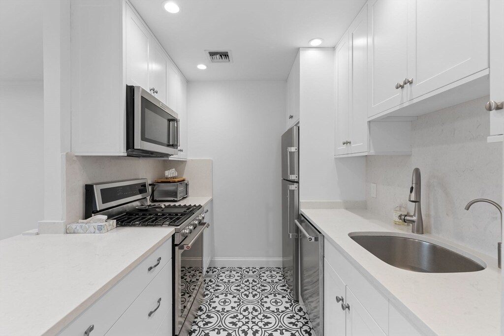 Pictures are representative samples of the advertised unit. In some cases, the actual units you tour - 97 Anderer Ln