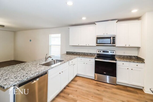 Foto del edificio - Coming Soon!