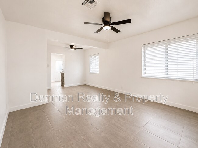 Building Photo - 4306 N 12th St