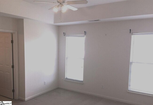 Building Photo - 23 Spring Crossing Cir