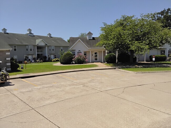 Foto del edificio - Mountain Station Apartments