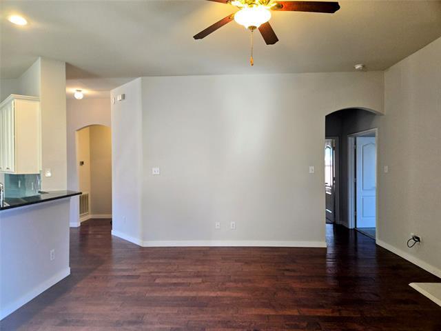 Foto del edificio - 517 Highmoor Ct