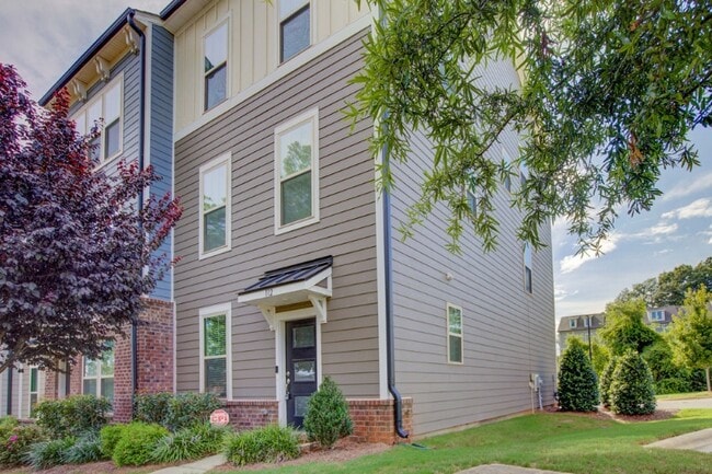 Building Photo - 112 Judson Ave