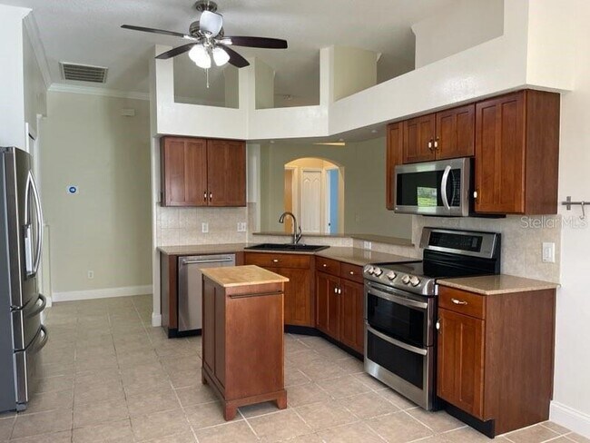 Foto del edificio - 16709 Fairbolt Way