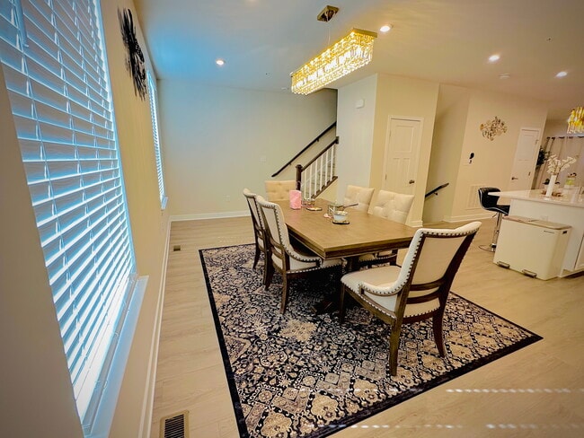 Building Photo - 50 Dolcie Ln