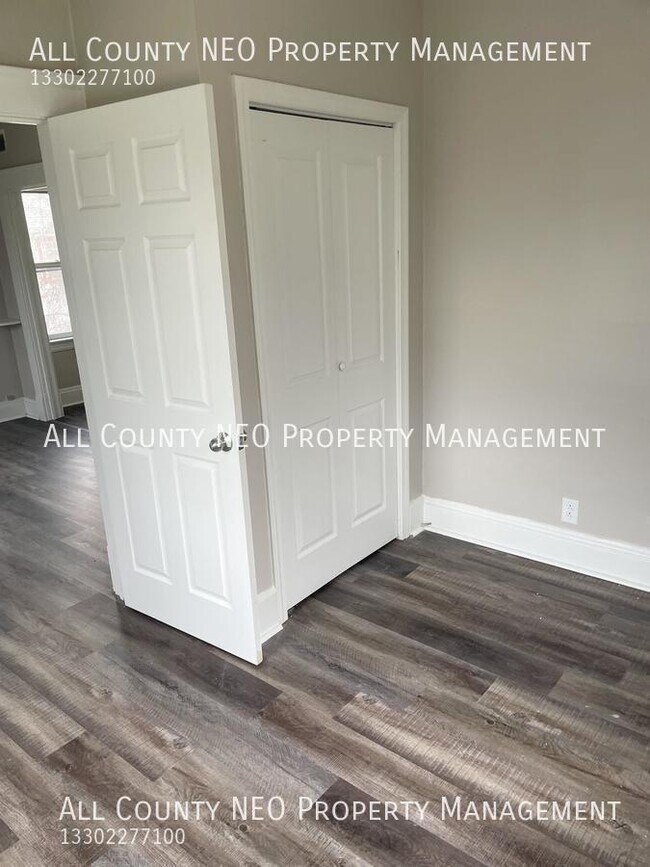 Building Photo - 12521 Plover St