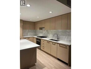 Building Photo - 6700 Dunblane Ave