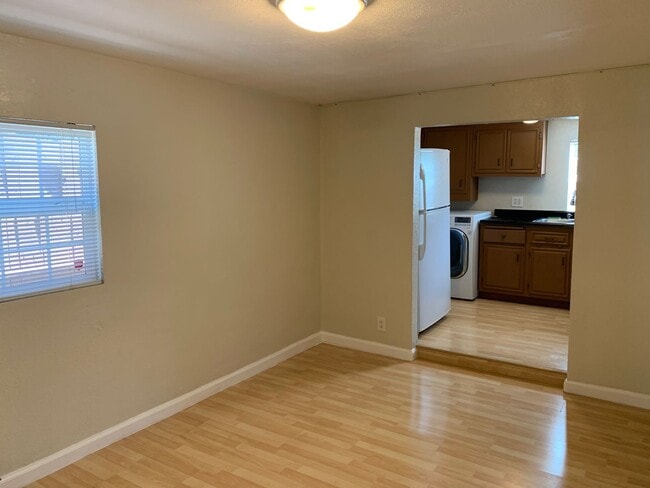 Foto del edificio - Tucked Away Antioch Home!