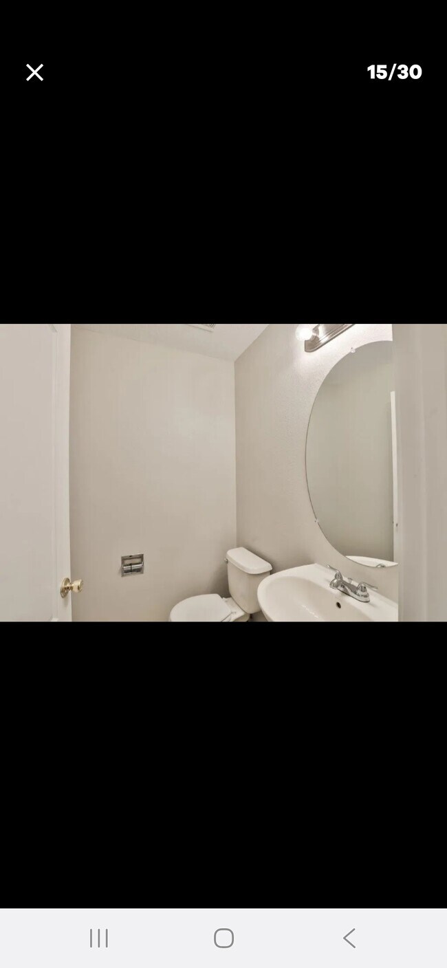 Building Photo - 6932 Hawthorne Trace Ln