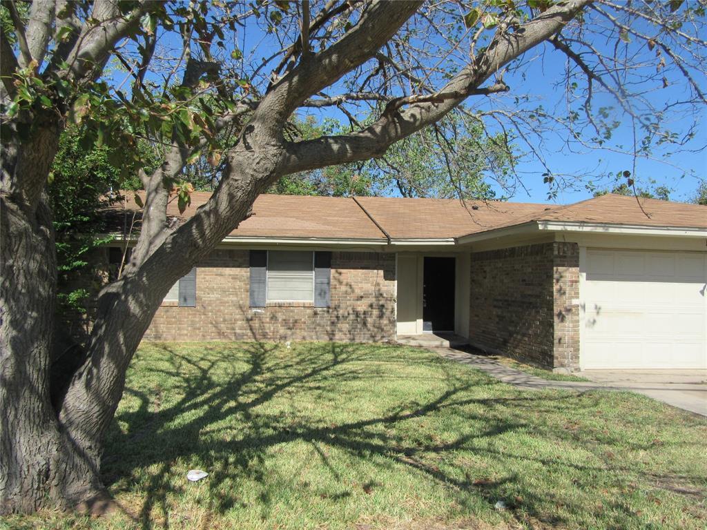825 S Beltline Rd, Dallas, TX 75253 House Rental in Dallas, TX