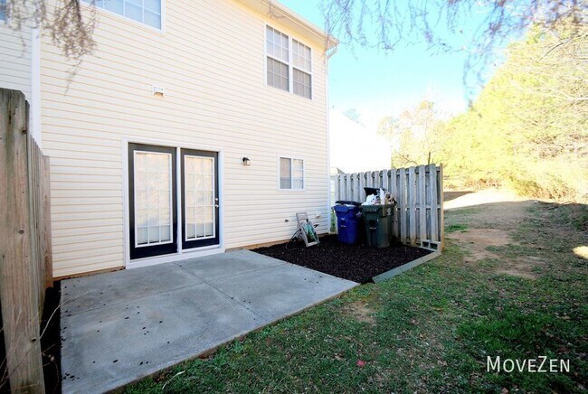 Foto del edificio - 10941 Pendragon Pl Raleigh NC 27614 Update...