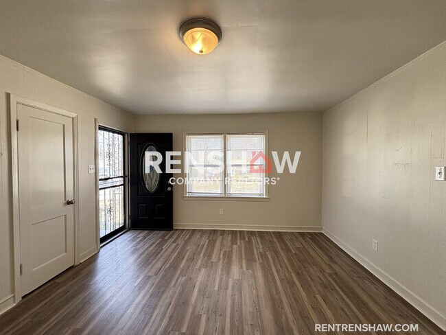 Building Photo - 3071 McCool Ave