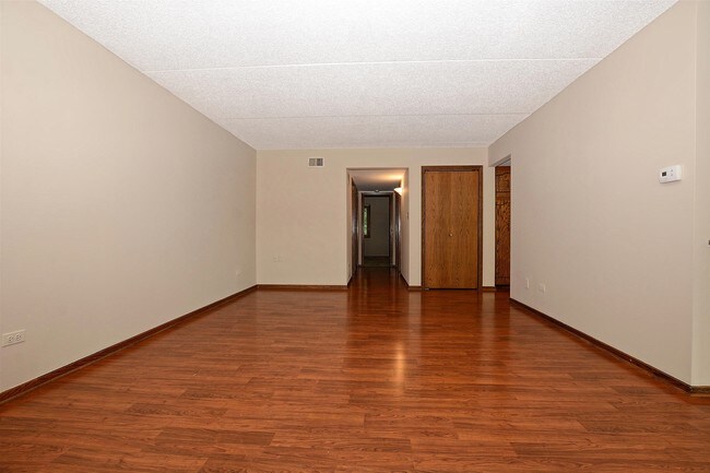Foto del edificio - 14521 S Ravinia Ave