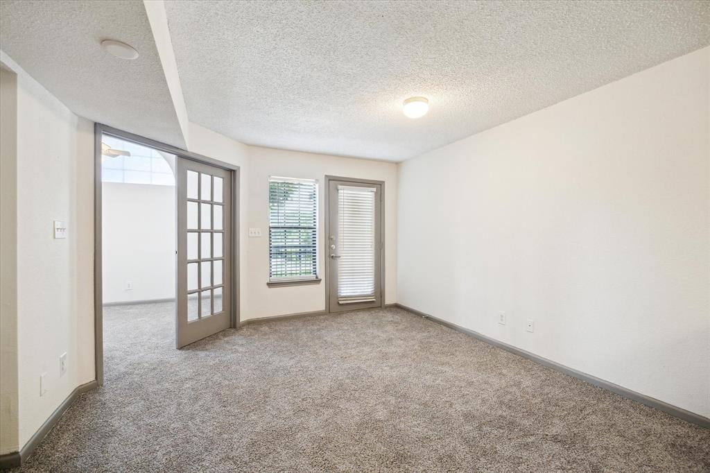 Foto principal - 1710 W T C Jester Blvd