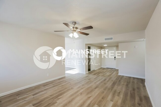 Building Photo - 3522 W Malapai Dr
