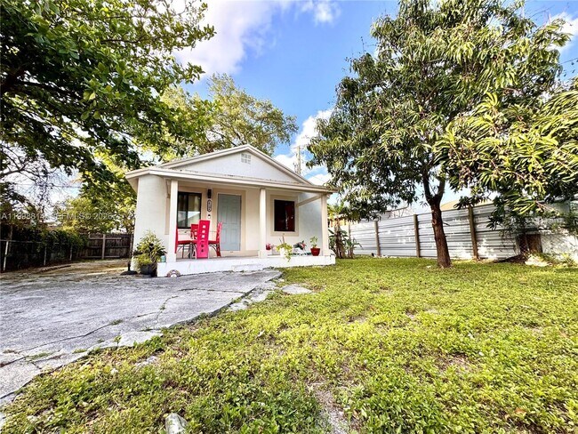 Foto del edificio - 2919 NW 92nd St