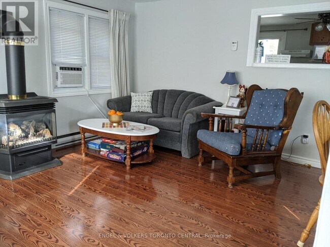 Photo du bâtiment - 55 47th St N