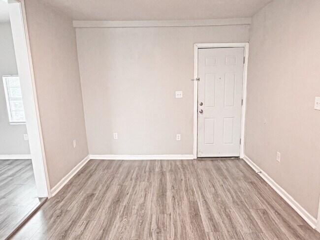 Building Photo - 232 Cornell Ave