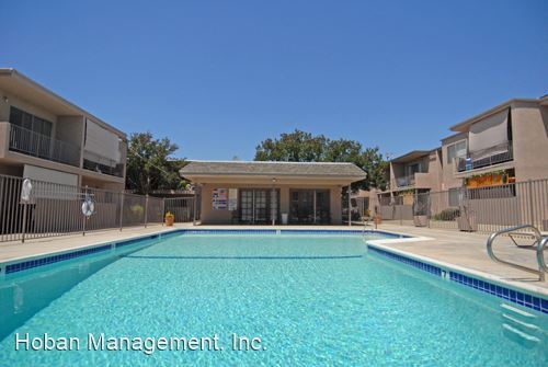 Foto del edificio - 320 Shady Ln