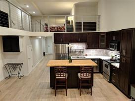 Foto del edificio - 630 W 6th St