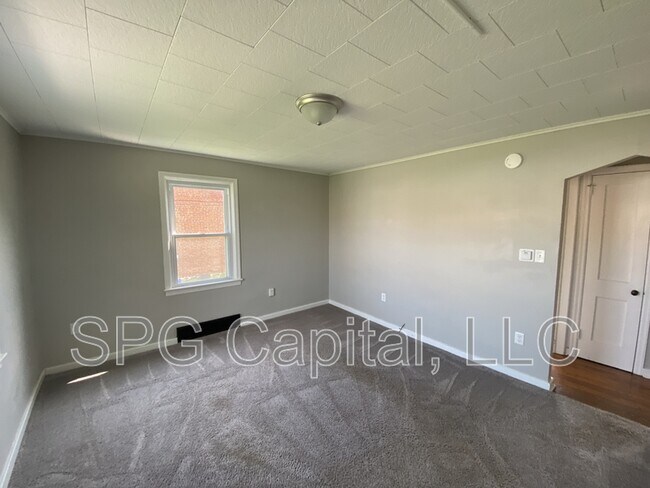 Foto del edificio - 101 Fame Ave