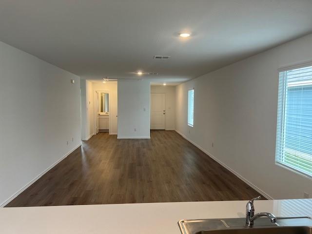 Building Photo - 2215 Cyclone Dr