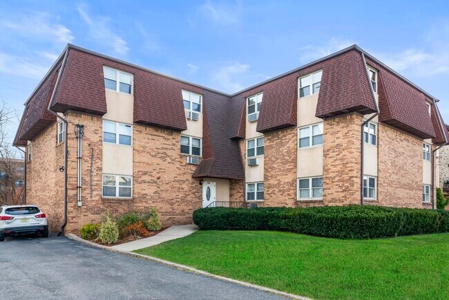 Foto del edificio - 1138C Farm Rd