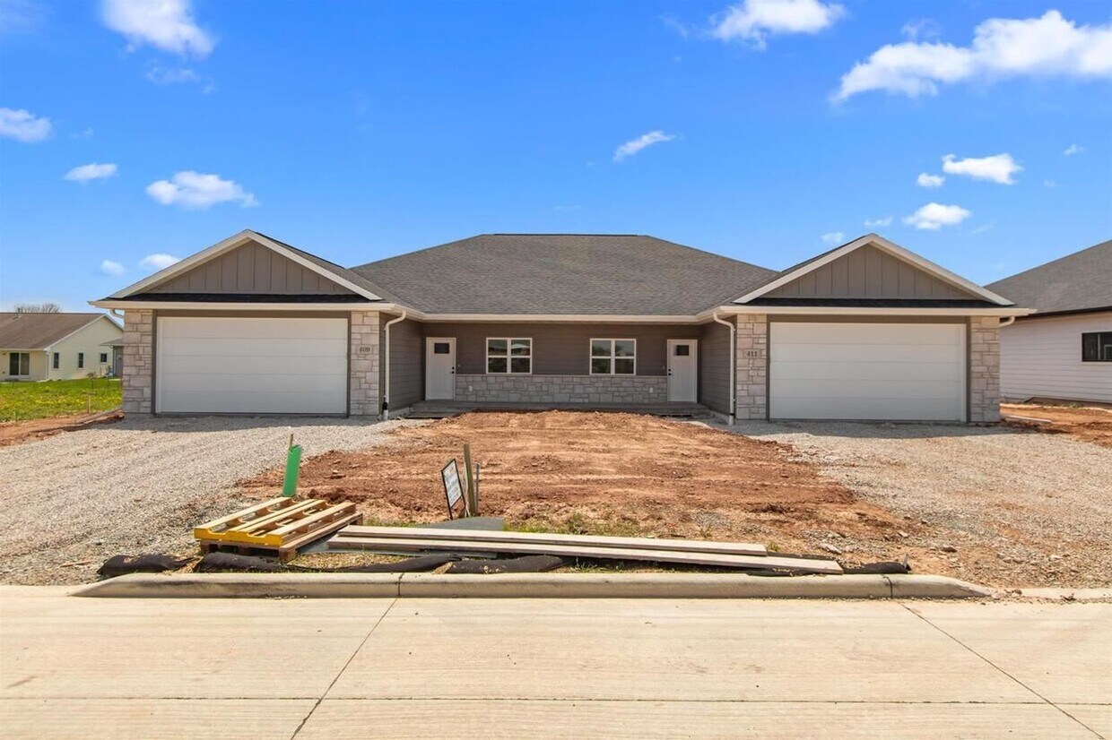 Foto principal - 409 Founders Wy