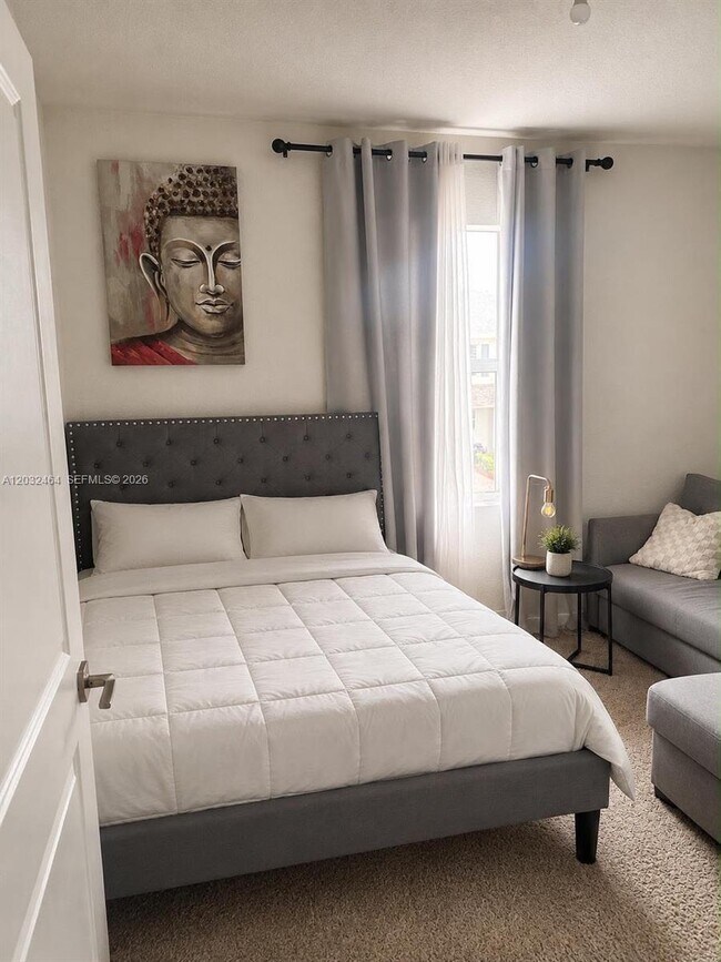 Foto del edificio - 791 SE 18th St