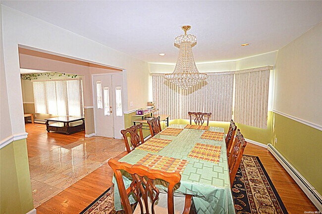 Foto del edificio - 15 Chaffee Ave