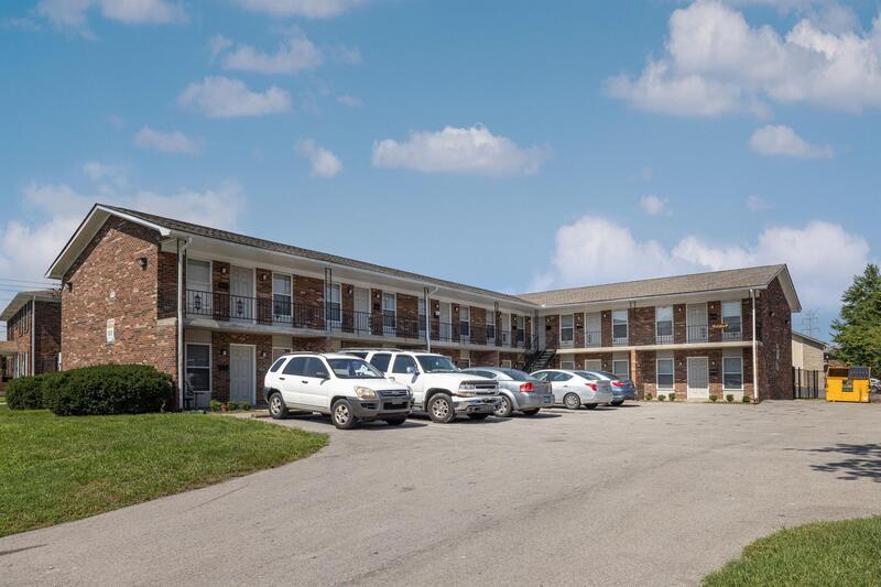 4806 Saddlebrook Ln, Louisville, KY 40216 Condo for Rent in