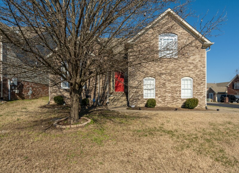 Foto principal - 1916 Nancy Beth Ln