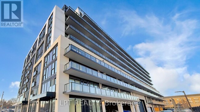 Building Photo - 801 The Queensway