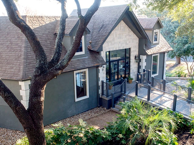 Building Photo - 1500 E Riverside Dr