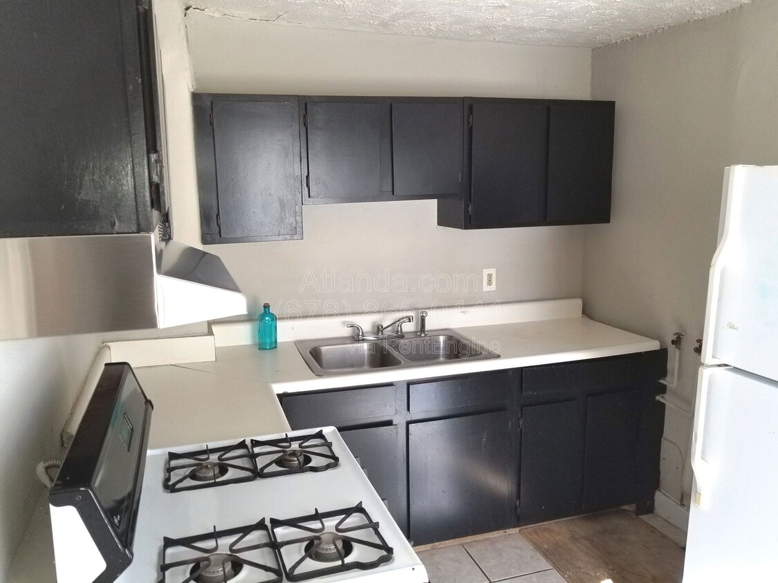 Photo - 66 Chester Ave Se