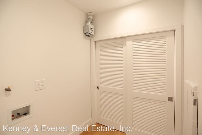 Building Photo - 2 br, 2 bath House - 1740 Broadway #207