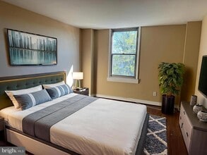 Building Photo - 4600 Duke St