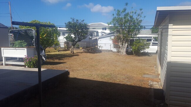 Kaneohe Studio for Rent - 45-1101 Grote Rd