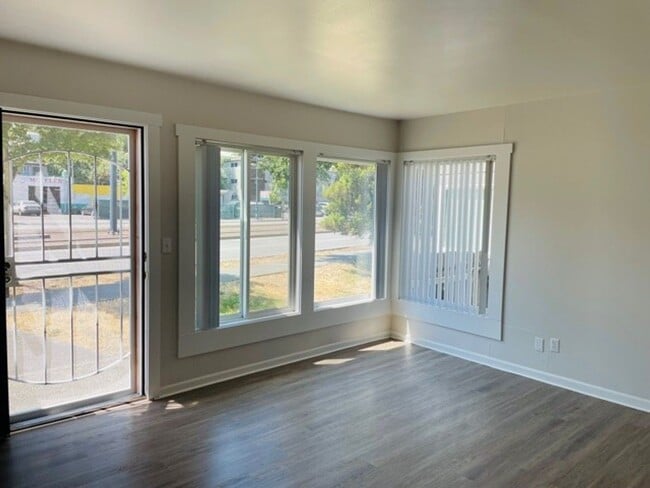 Photo - 5058 Martin Luther King Jr Way S Apartment