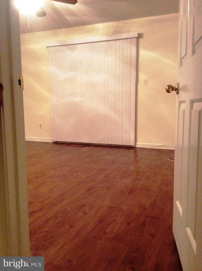 Building Photo - 1425 Golden Rod Ct